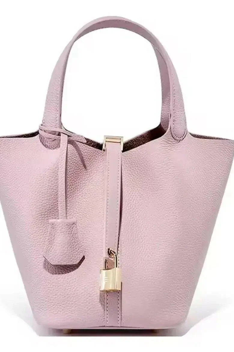 Lux Bucket Bag mit Schlossdetail